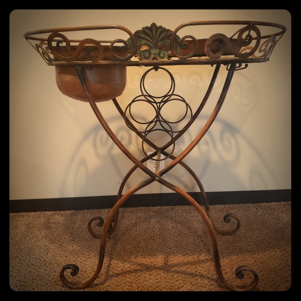 Metal wine cart